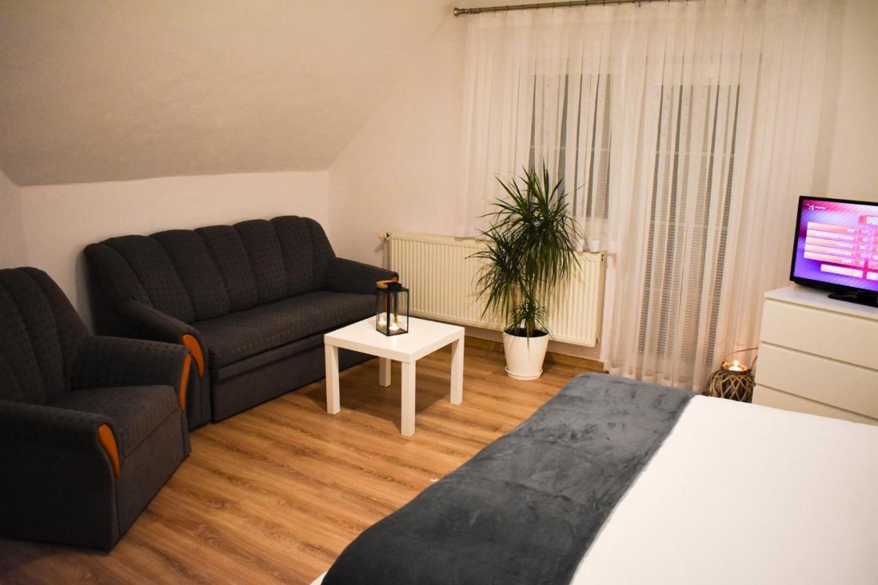 Apartmán Privát Harenčár Stará Lesná Exteriér fotografie